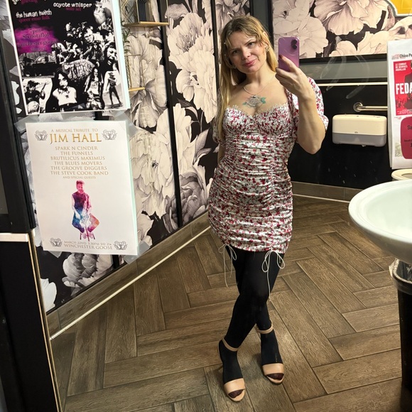 Meet your Posher, Tigris - Picture 3 of 7